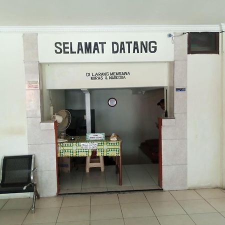 Hotel Surya Jaya WEST PAPUA Exterior foto